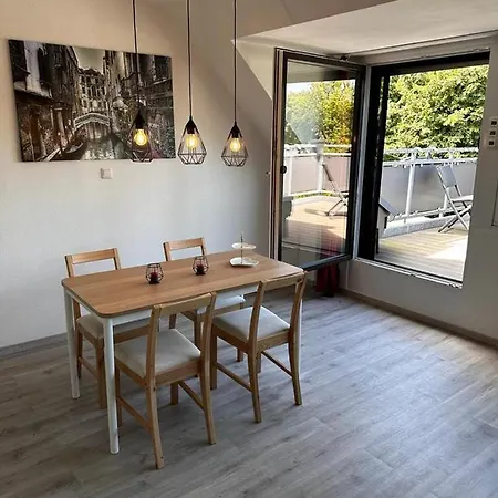 A&v Wunderschöne Rheinblick Zum Entspannen Ela Duisburg