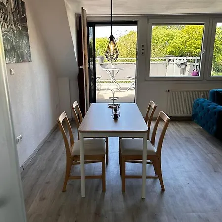 A&v Wunderschoene Rheinblick Zum Entspannen Ela Duisburgo