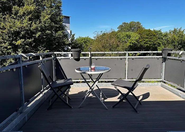 Appartamento A&v Wunderschoene Rheinblick Zum Entspannen Ela Duisburgo