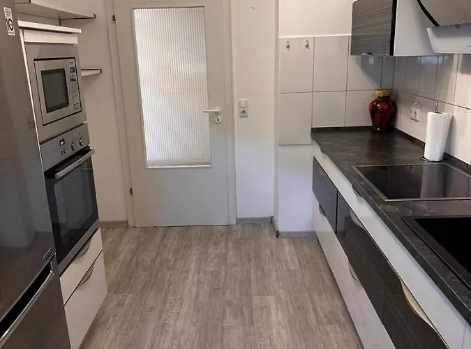 Appartamento A&v Wunderschoene Rheinblick Zum Entspannen Ela Duisburgo