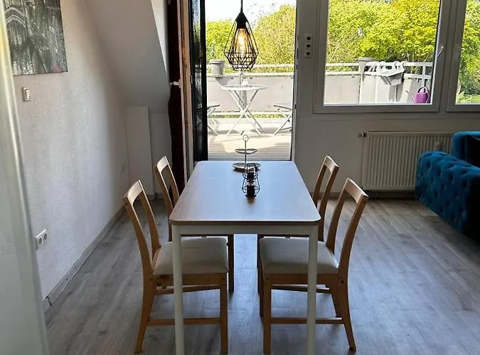 A&v Wunderschoene Rheinblick Zum Entspannen Ela Duisburgo